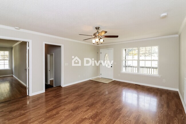 Foto del edificio - 156 Cook Rd NW, Calhoun, GA 30701, USA
