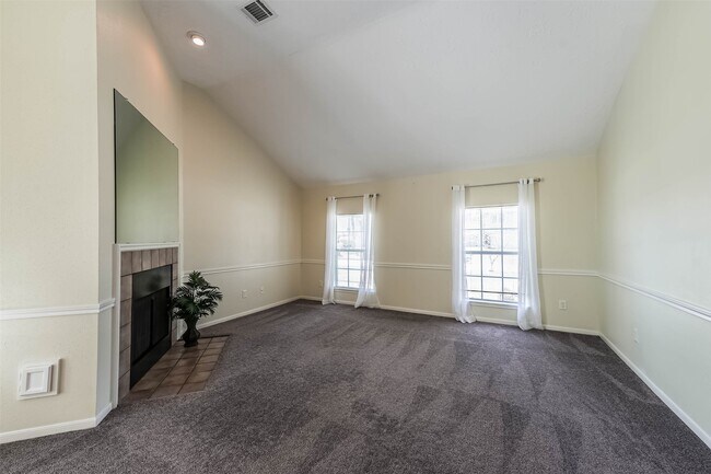 Foto del edificio - 14403 Little Willow Walk