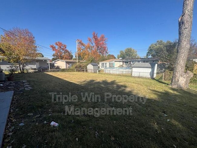 Foto del edificio - 775 Crabapple Ln