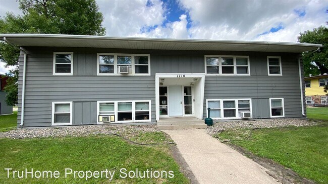 Building Photo - 1110 14th Ave S