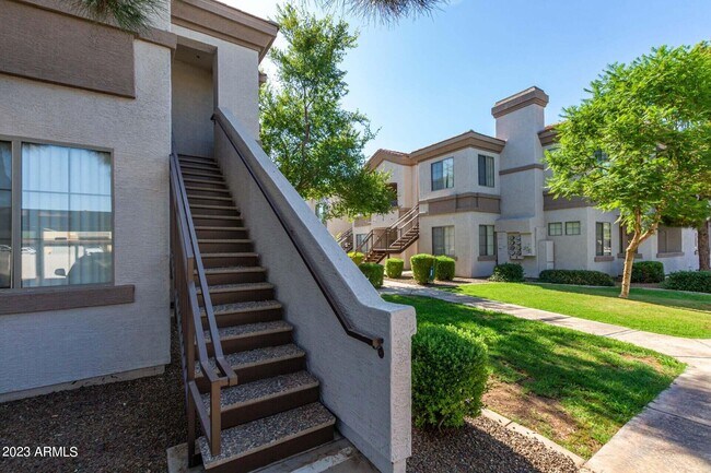 Foto del edificio - 1941 Pierpont Dr