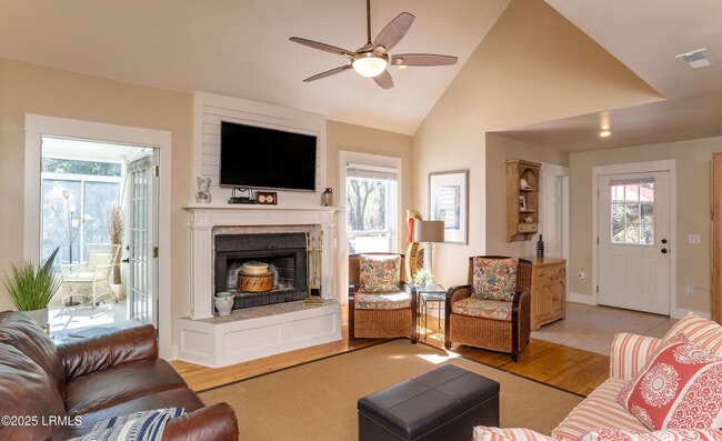 Building Photo - 80 Sea Pines Dr