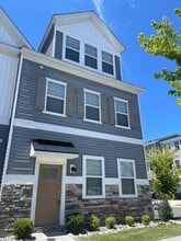 Building Photo - 1801 Moravian Walk