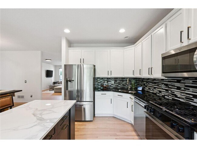 Foto del edificio - 731 2nd St NE