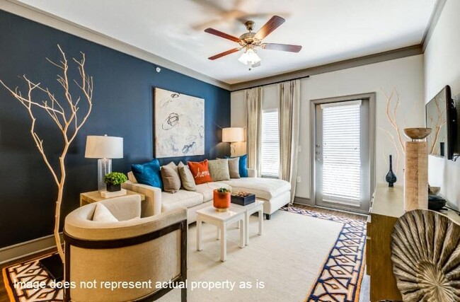 Foto del edificio - 4689 Mustang Pkwy