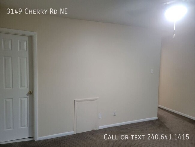 Foto del edificio - 3149 Cherry Rd NE