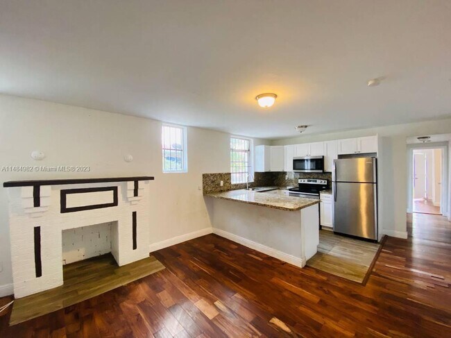 Foto del edificio - 7936 NW 5th Ave