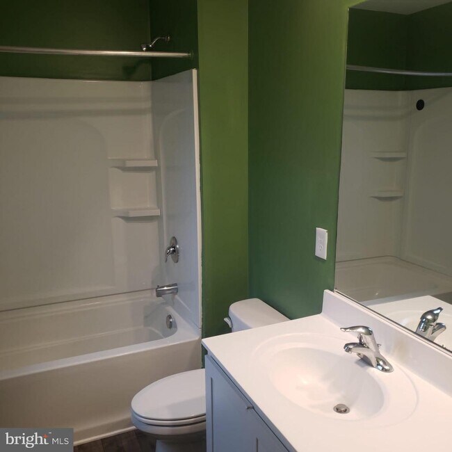 Foto del edificio - 11770 Drexwood Dr
