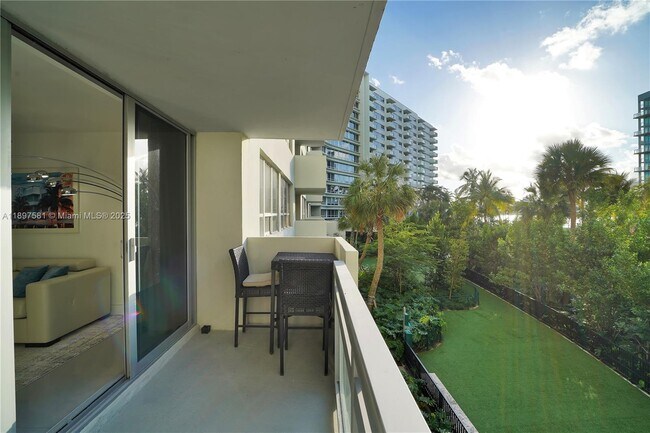 Foto del edificio - 1500 Bay Rd