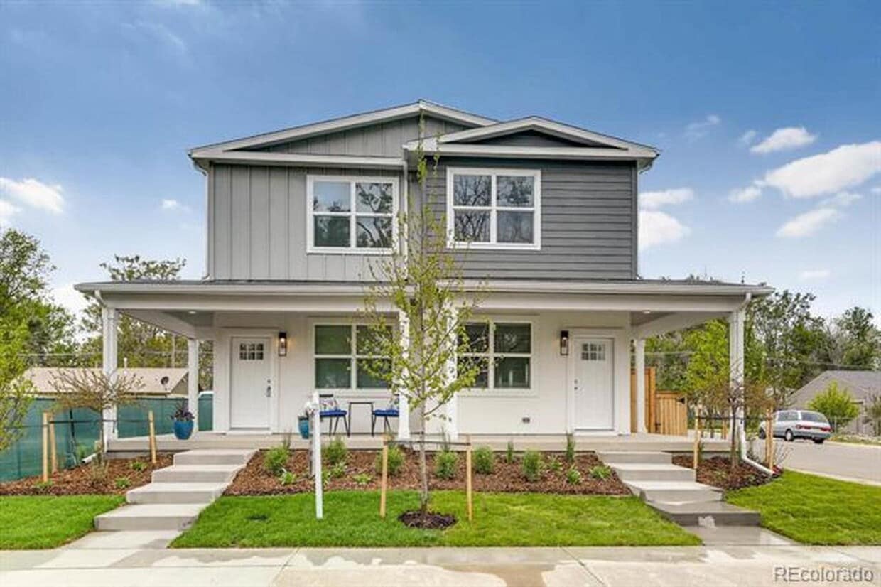 Photo - "Charming 3-Bed Townhouse at 1775 Alton Street, Aurora – Spacious 1750 Sq Ft with 2.5 Baths!"