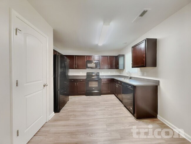 Foto del edificio - 2157 Bethany Trace Ln