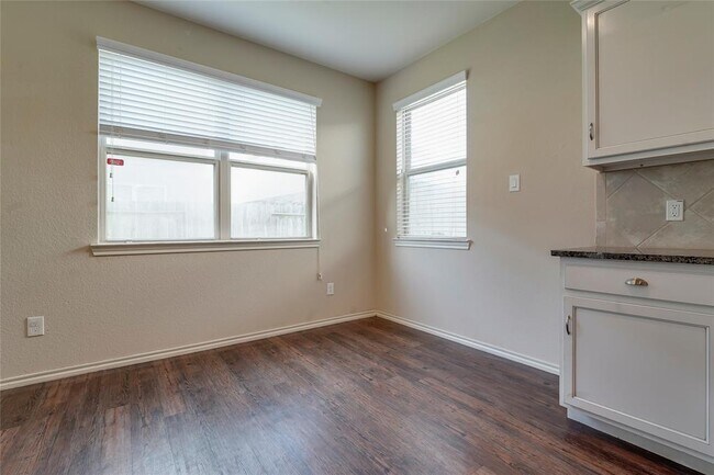 Foto del edificio - 1750 Kilmory Ct
