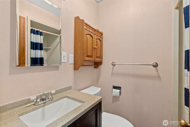 Foto del edificio - 501 N Oak St