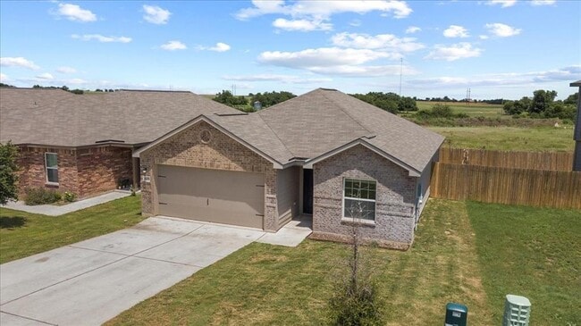 Building Photo - 625 Riverdale Dr