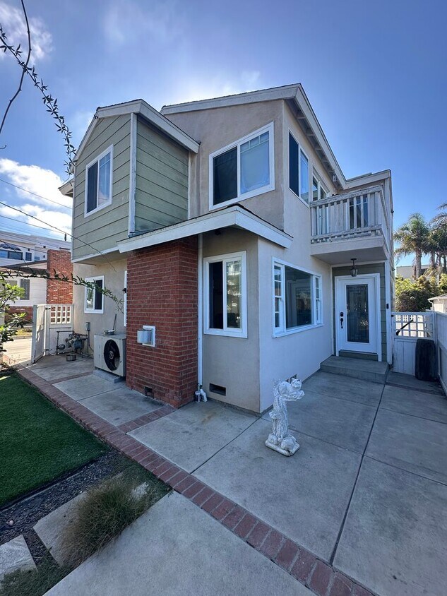 Foto principal - 731-33 1/2 Beryl St