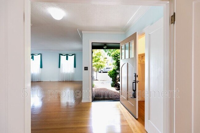 Foto del edificio - 1416 Oxford St