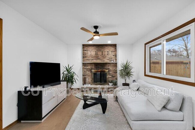 Foto del edificio - 2211 S Anderson St