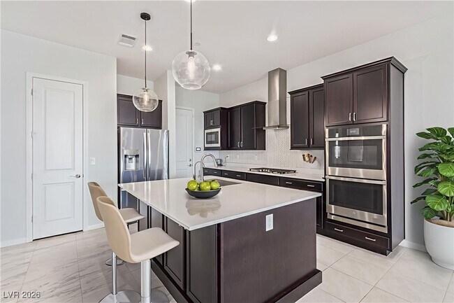 Foto del edificio - 298 Nine Mile Creek Dr