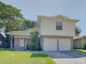 Building Photo - 8527 Woodland Willows Dr