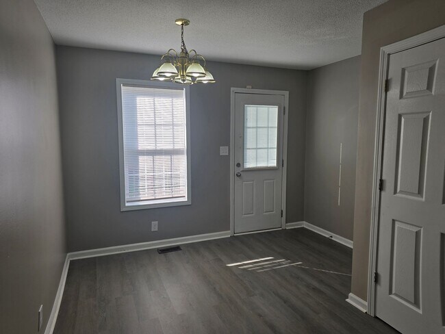 Foto del edificio - Charming 3-Bedroom Retreat at the End of t...