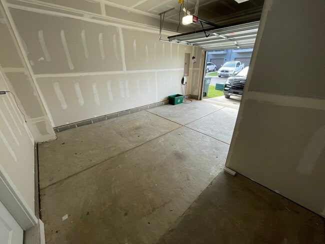 Building Photo - 3121 Coquina Ln