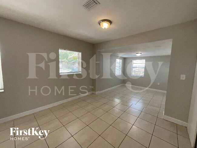 Foto del edificio - 3951 NW 173rd Terrace
