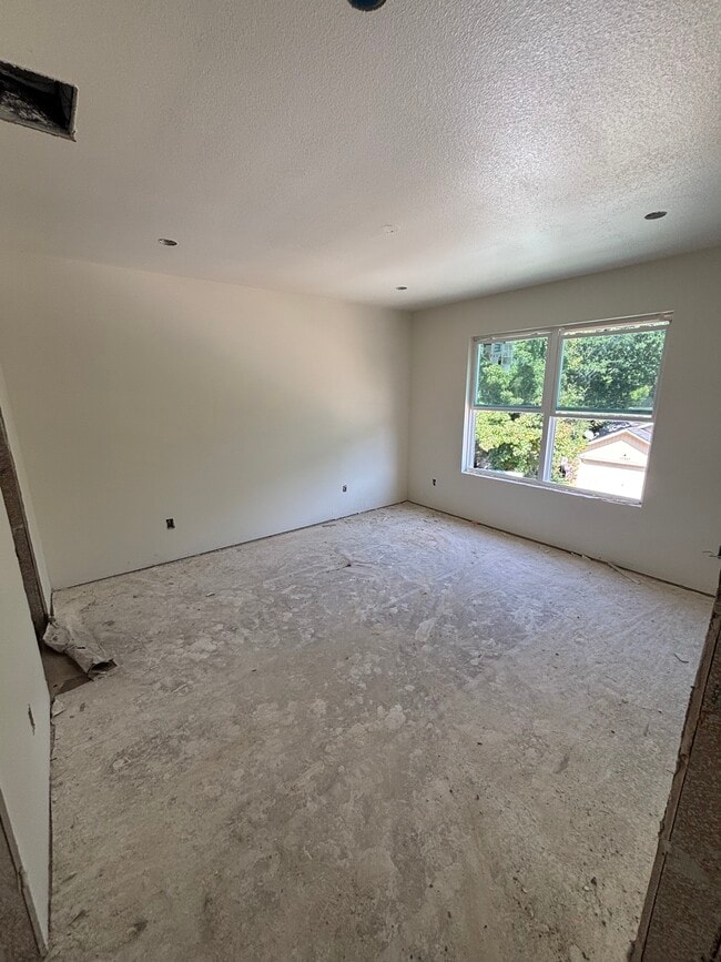 Foto del edificio - 13366 Garden Lake Rd