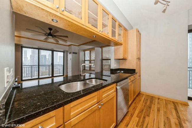 Foto del edificio - 41 E 8th St
