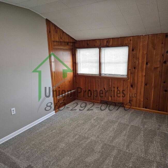 Foto del edificio - 2725 Maple St