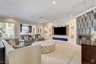 Building Photo - 2272 Coral Ridge Ave