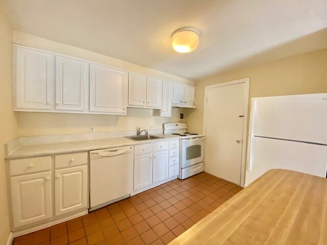 Building Photo - 36 Bellvista Rd