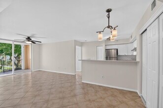 Building Photo - 107 Yacht Club Way
