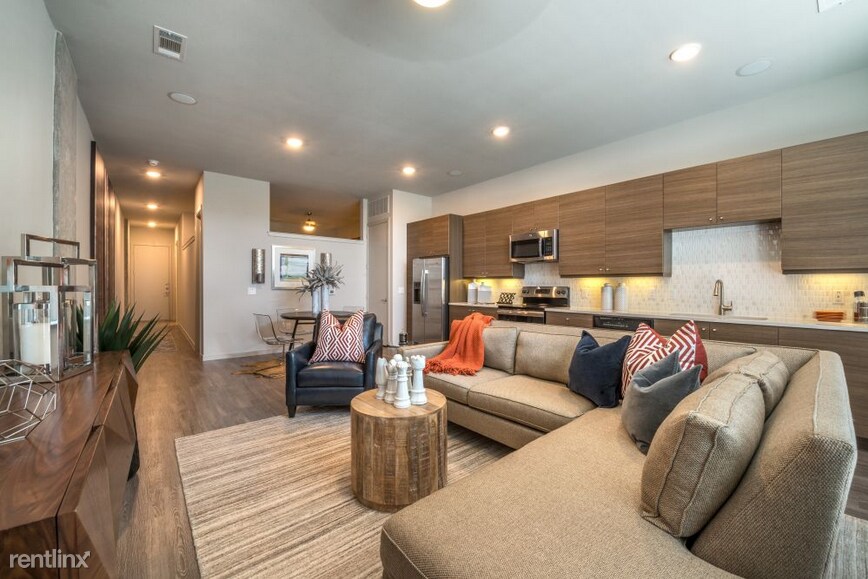 Primary Photo - 2 br, 2 bath Flat - 4025 N Central Expy