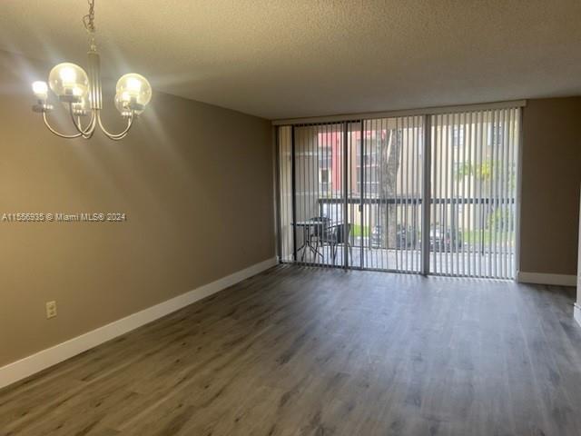 Building Photo - 10835 SW 112th Ave