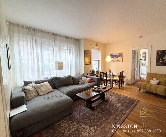 Building Photo - 122 Babcock St