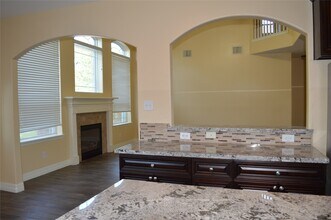 Building Photo - 6210 Marble Hollow Ln