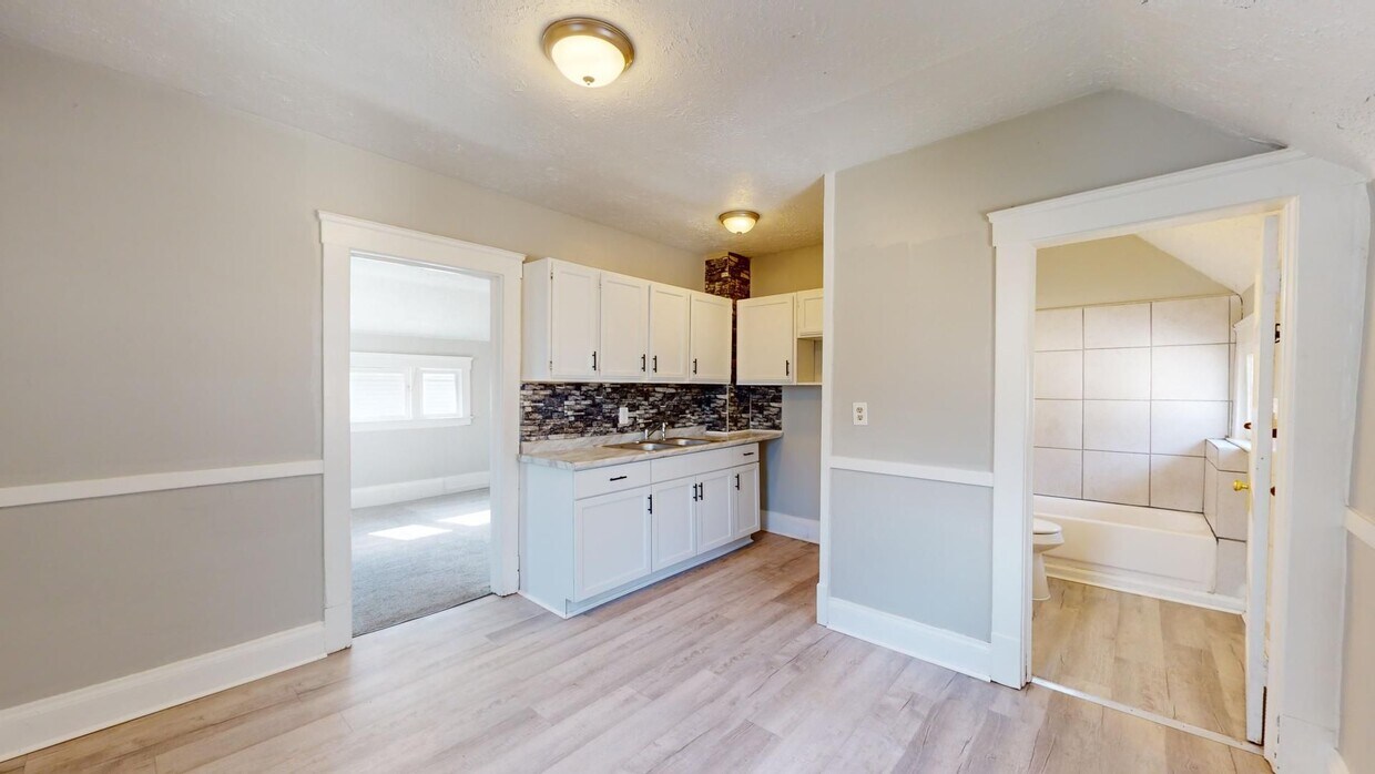 Primary Photo - 3715 W.37th