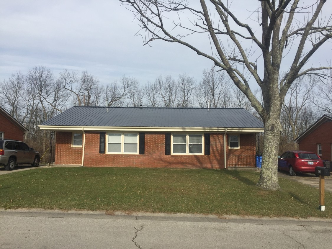 67 Holiday Rd, Winchester, KY 40391 Townhome Rentals in Winchester KY