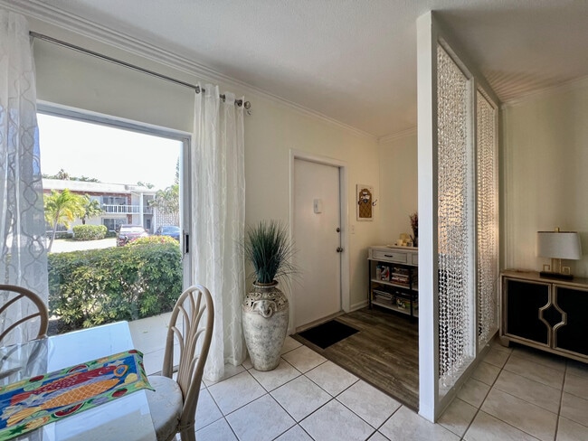 Building Photo - 4201 S Ocean Blvd