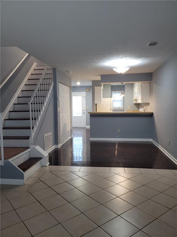 Building Photo - 457 Prince of Wales