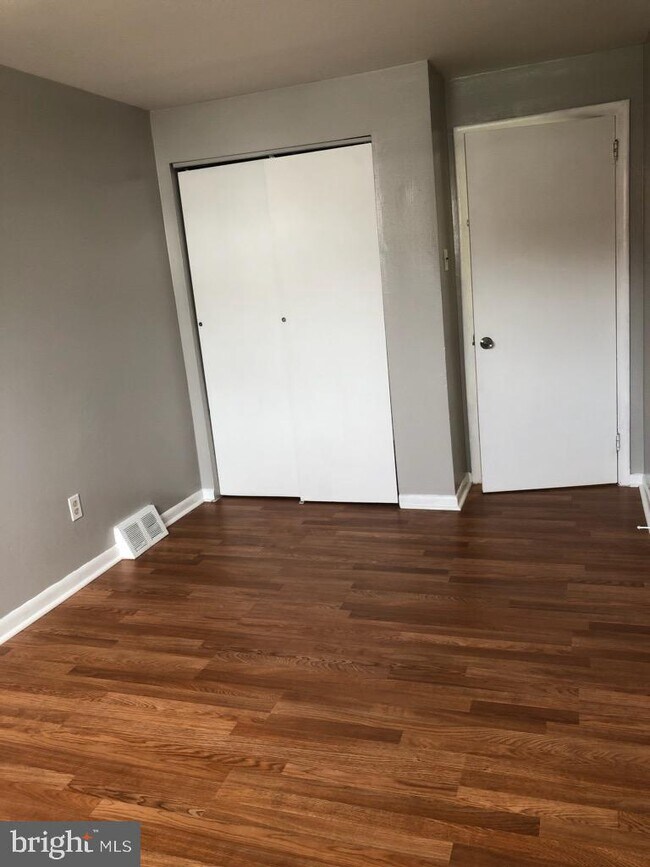 Foto del edificio - 3314 Primrose Rd