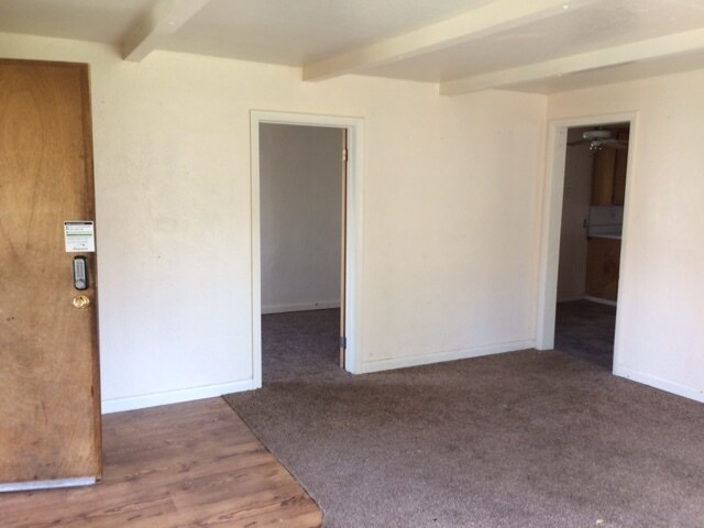 Foto del edificio - 2 Bedroom 1 bath home for rent in Alturas