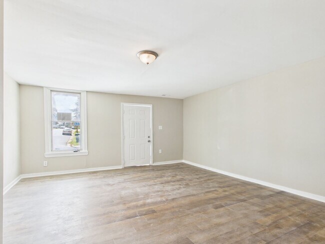 Building Photo - 529 Harrison St