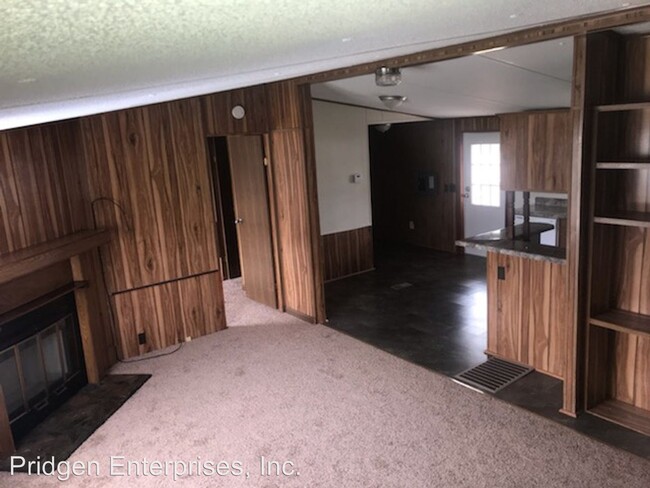 Building Photo - 3 br, 2 bath House - 165 Hargrove Lake Road