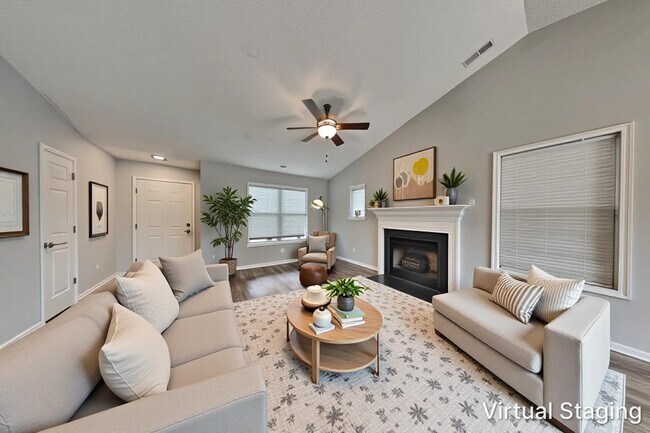 Foto del edificio - 200 Cedar Ridge Cir