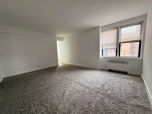 Foto del edificio - 144-50 38th Ave