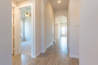 Building Photo - 7310 Camden Crestwood Way