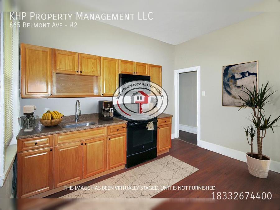 Primary Photo - Beautiful 3 Bedroom Apartment in Mill Cree...