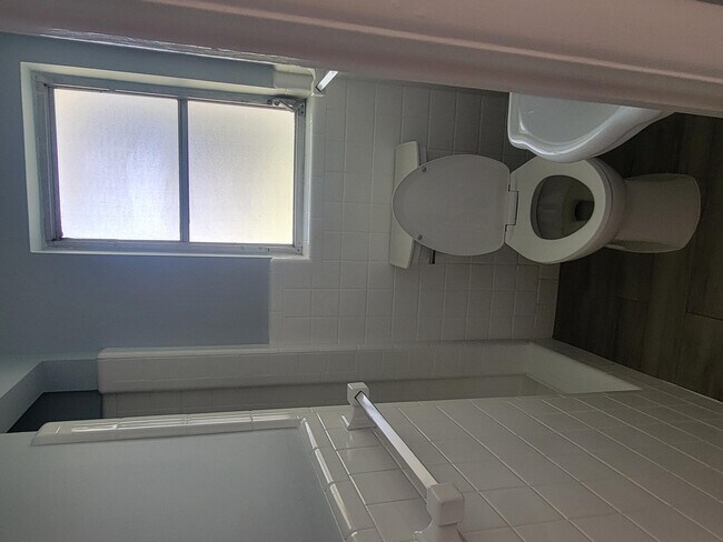 Foto del edificio - 621 NE 9th Ave