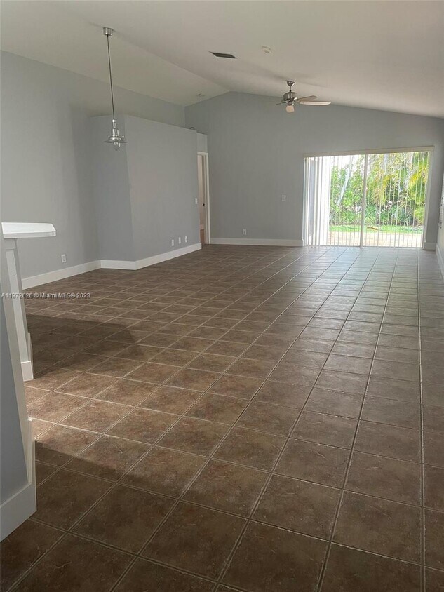 Foto principal - 4432 Dogwood Cir
